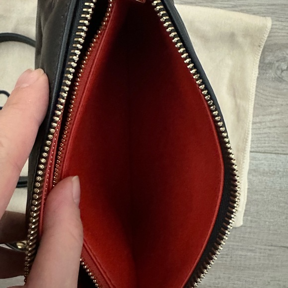 Louis Vuitton Black Coussin BB - Picture 4 of 11